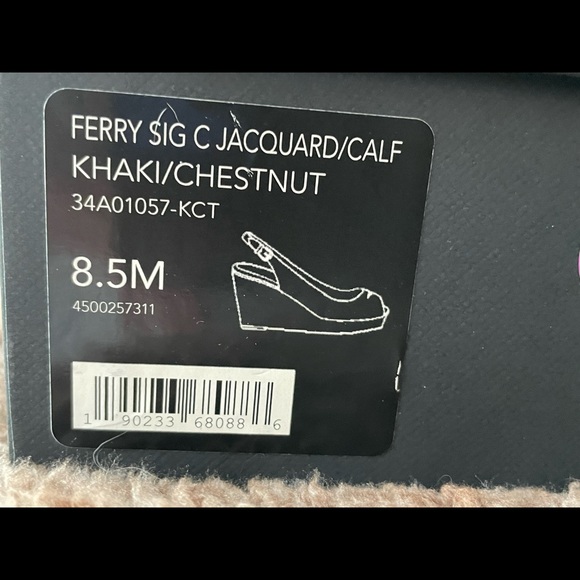 COACH women’s 8.5 wedges. - Picture 3 of 8